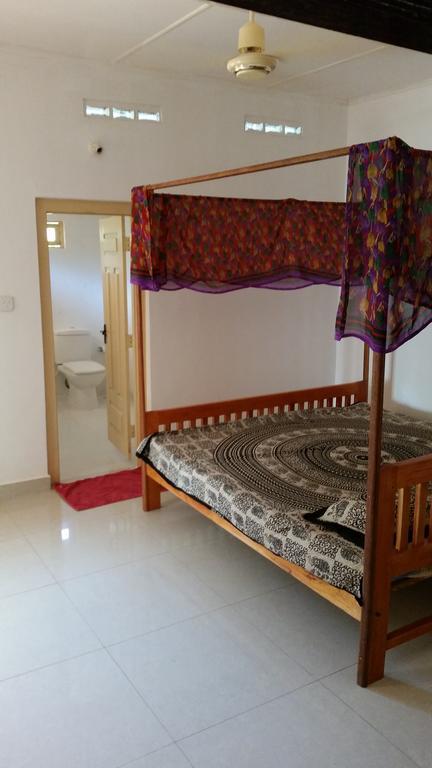 Allens Home Stay Jaffna Extérieur photo