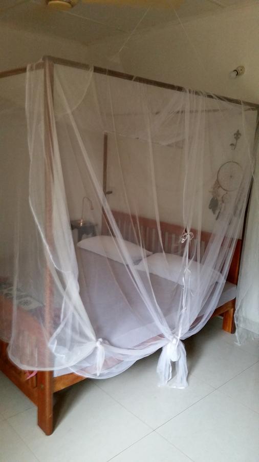 Allens Home Stay Jaffna Extérieur photo
