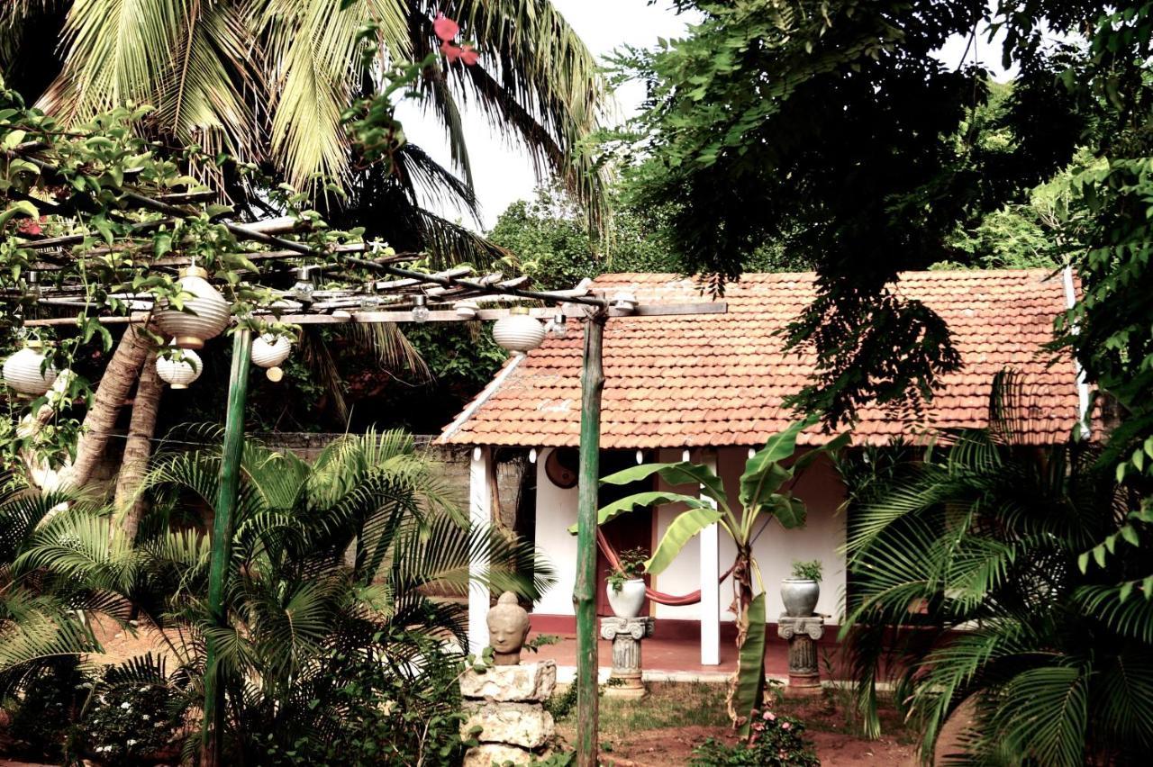 Allens Home Stay Jaffna Extérieur photo